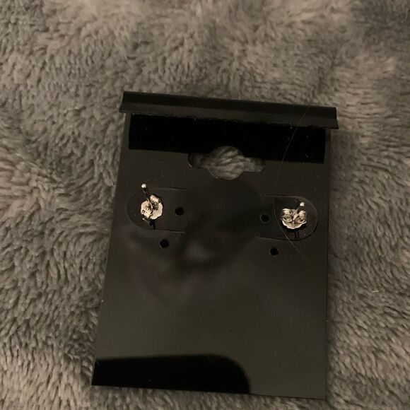 💐 925 Sterling Silver Wing CZ Stud earrings - Picture 7 of 7